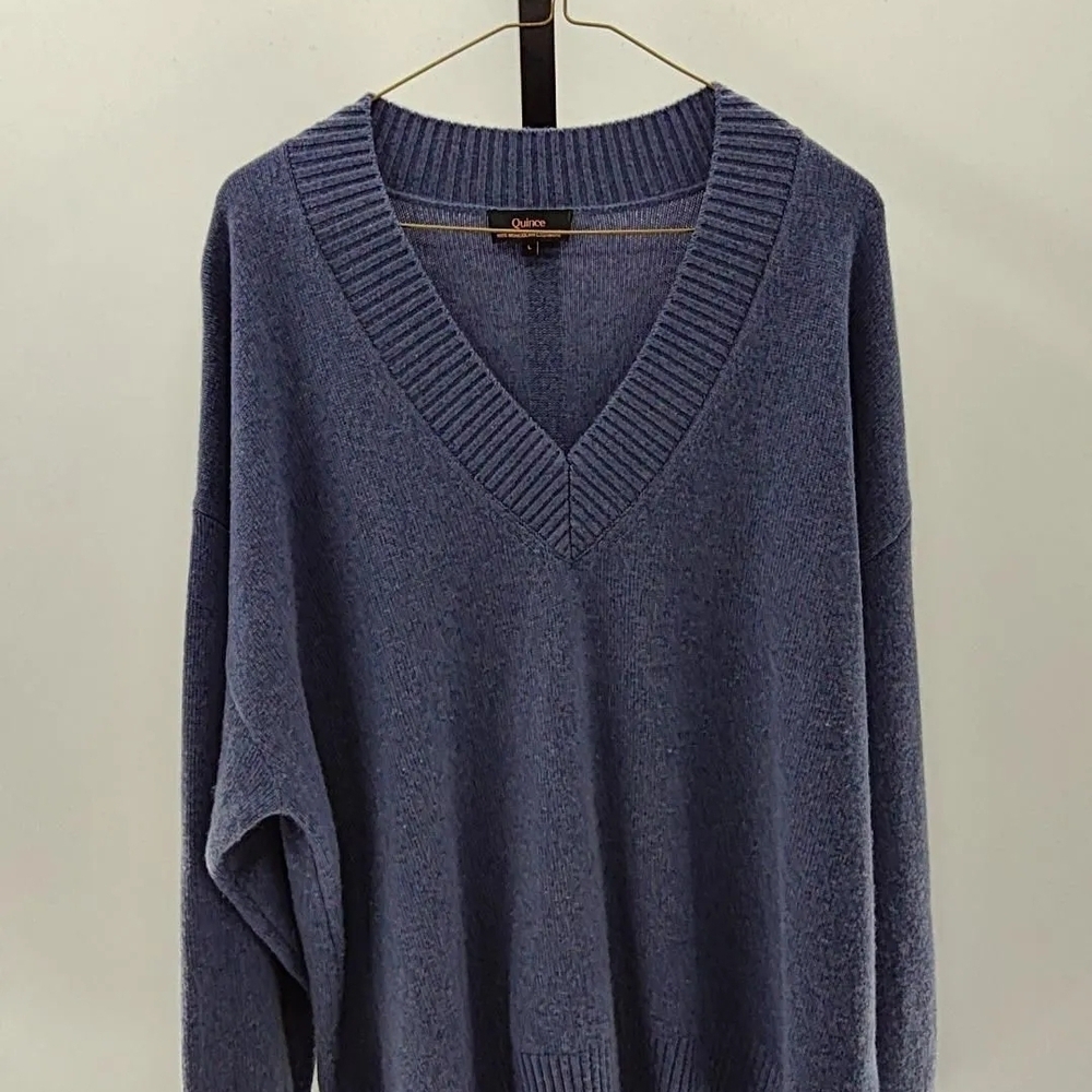 Quince Women's CASHMERE V-Neck Sweater NWOT